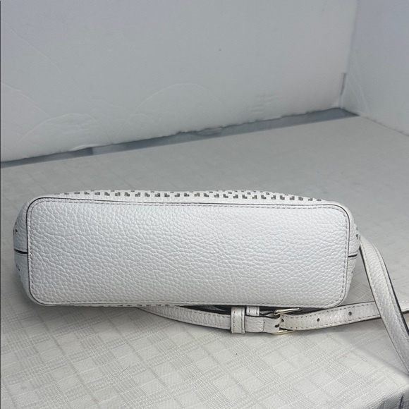 Kate Spade Millie Wakefield Lane Crossbody in white - Picture 6 of 9
